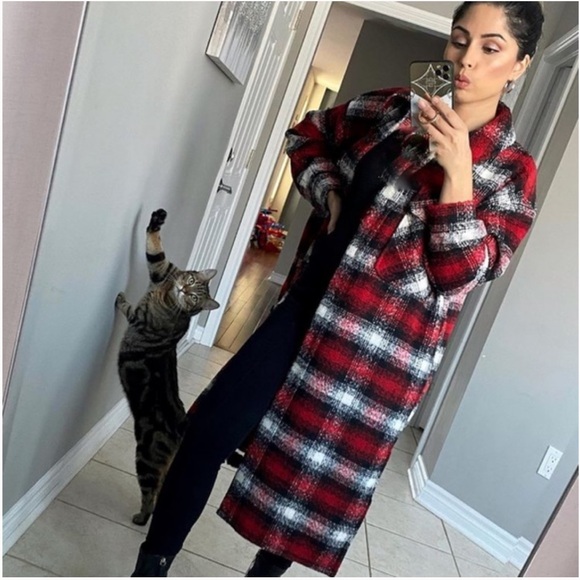 Zara Jackets & Blazers - Zara long plaid overshirt